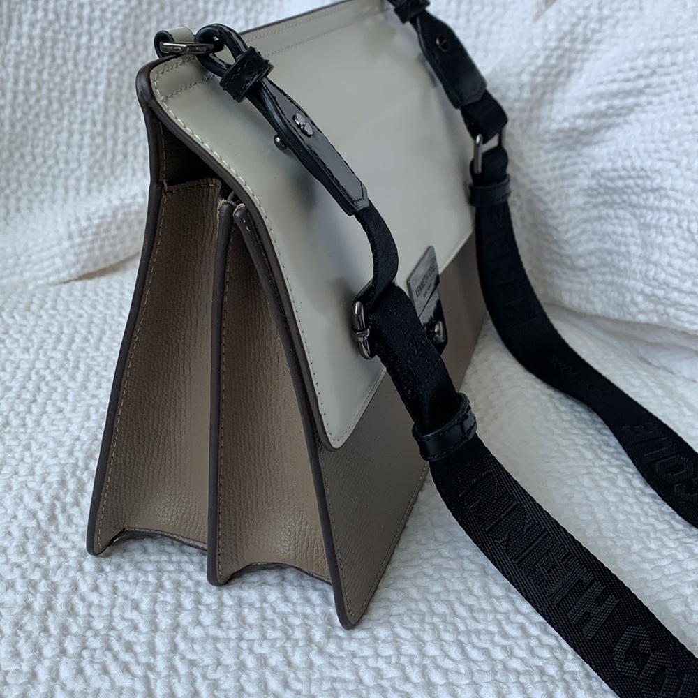 Kenneth Cole New York Leather Handbag - White/Tan